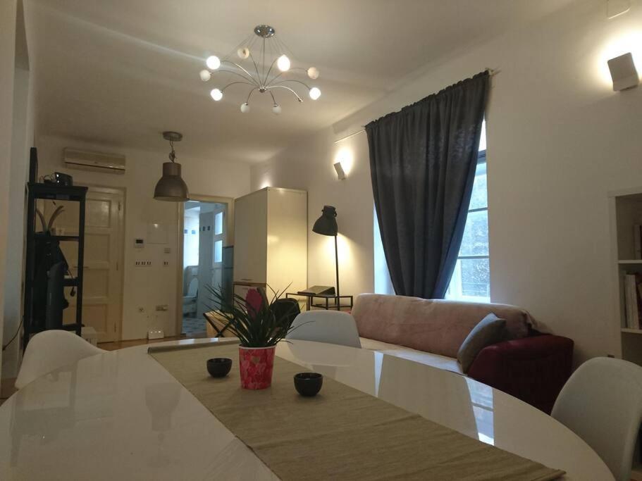 Apartment Rahela Загреб Экстерьер фото