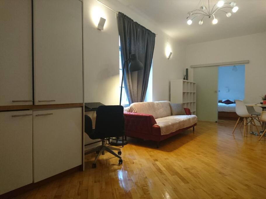 Apartment Rahela Загреб Экстерьер фото
